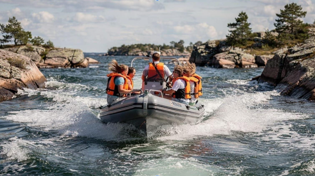 Helsinki Archipelago: A Convenient Place for Veneajelu